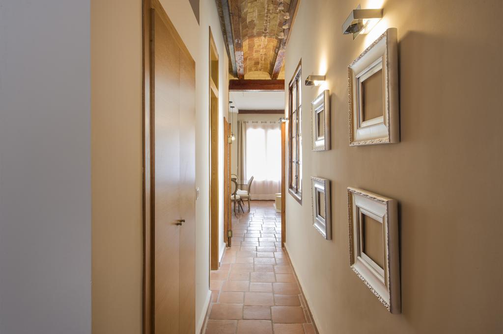 Sueca Apartment With Terrace Ruzafa Mid-Term Valencia Exterior photo